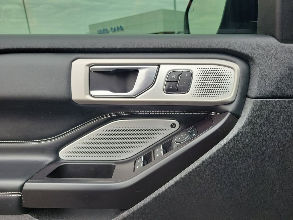 Certified 2020 Ford Explorer ST w/ ST High-Performance Pack image 19
