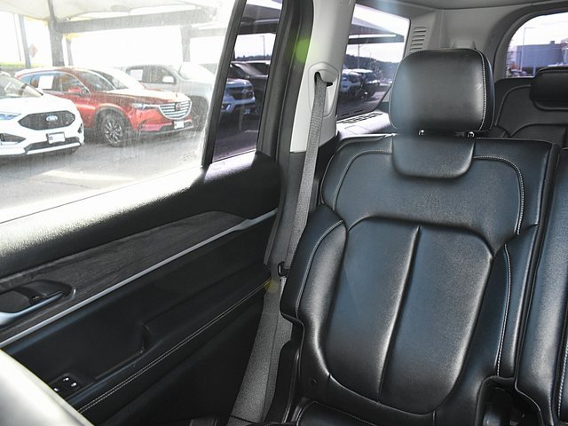 Used 2021 Jeep Grand Cherokee L Limited image 21