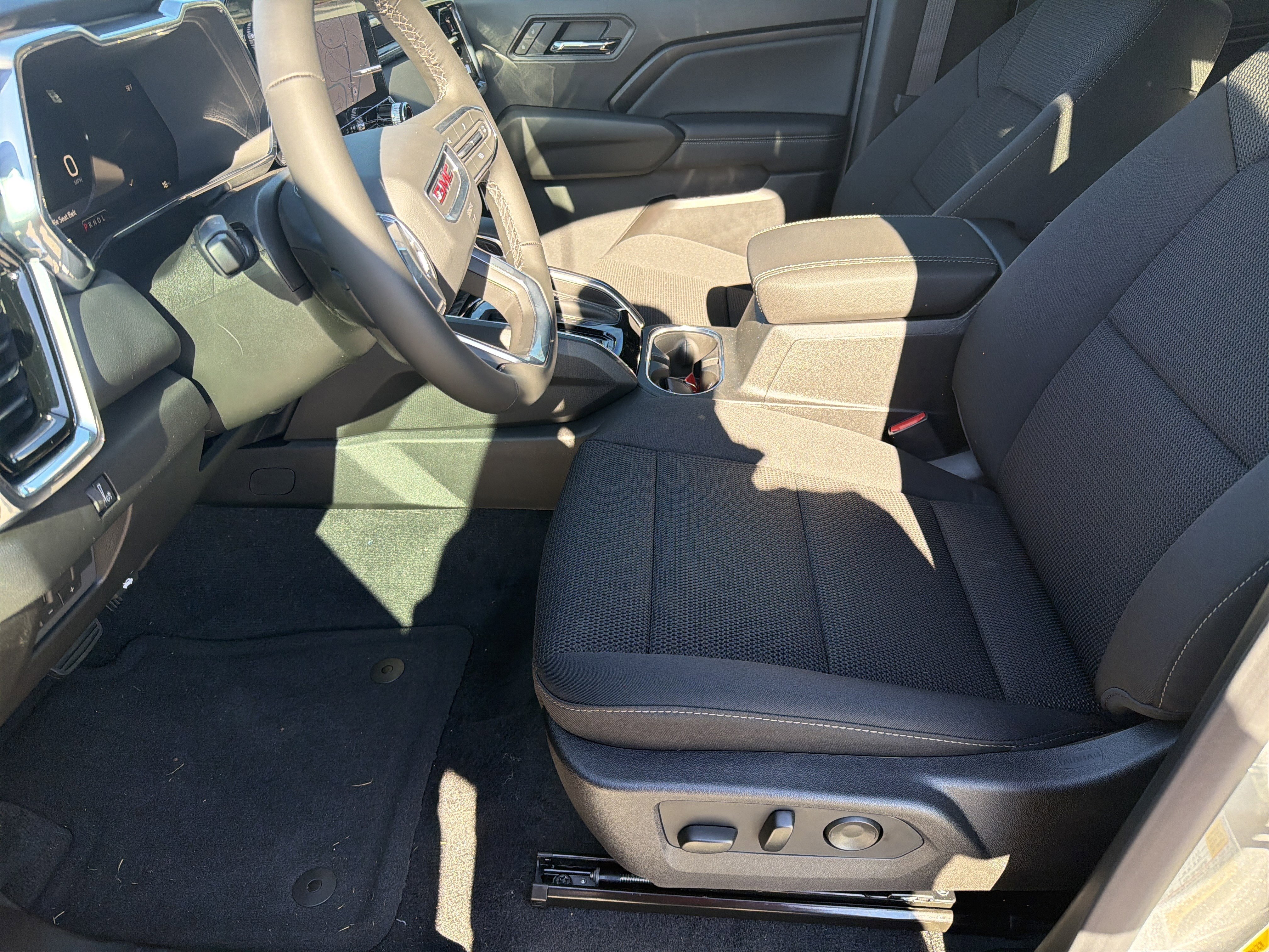 New 2026 GMC Canyon Elevation w/ Convenience Package image 19