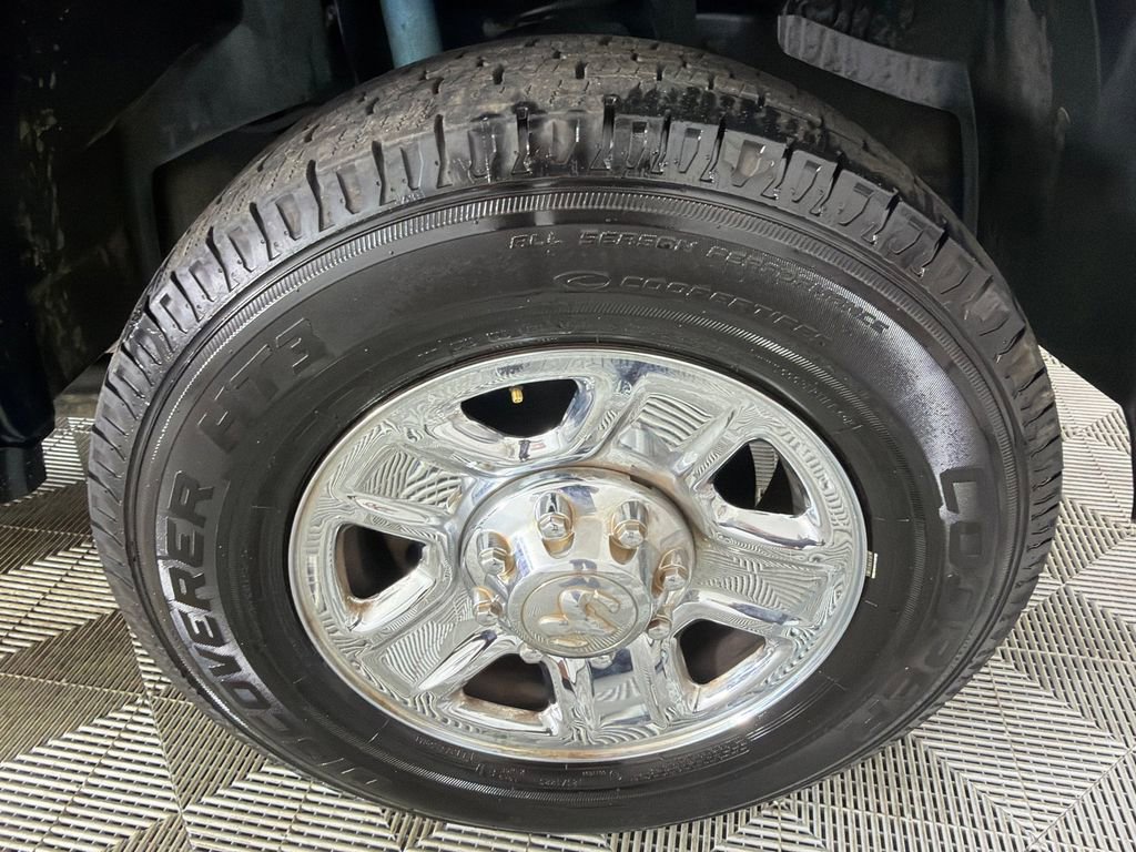 Used 2017 RAM 2500 Tradesman w/ Chrome Appearance Group image 12