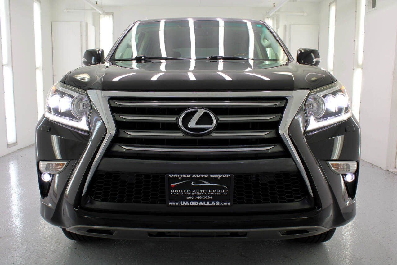 Used 2016 Lexus GX 460 w/ Premium Package image 27