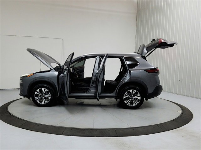 Used 2023 Nissan Rogue SV w/ SV Premium B Package image 12
