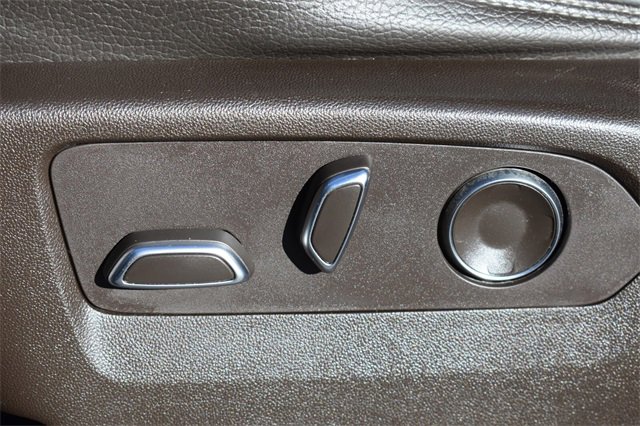 Certified 2021 GMC Yukon Denali w/ Denali Premium Package image 31