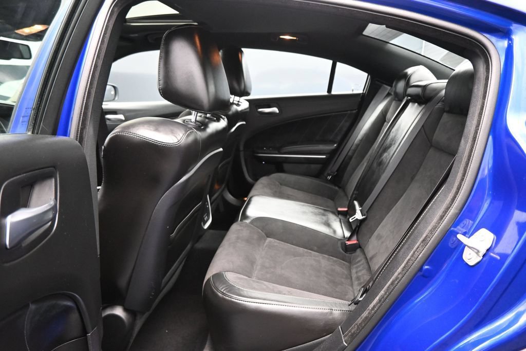 Used 2022 Dodge Charger Scat Pack RWD image 25