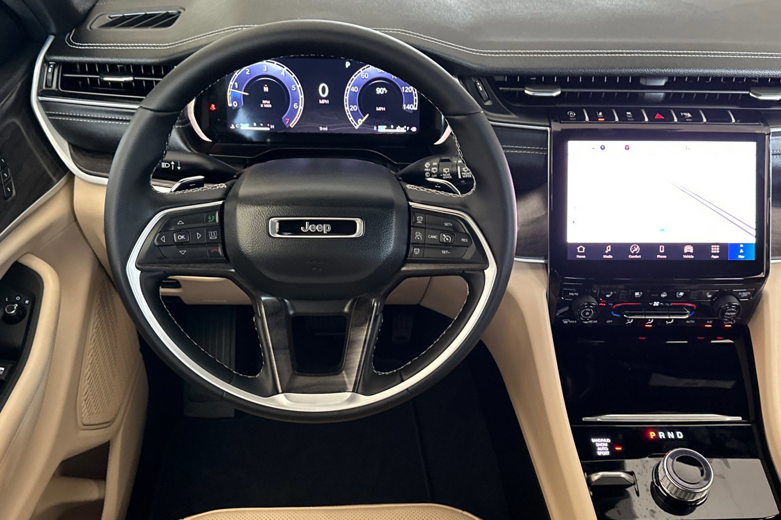 New 2025 Jeep Grand Cherokee L Limited w/ Luxury Tech Group II image 14