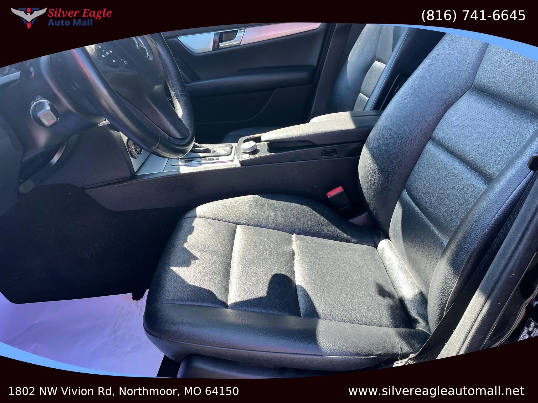 Used 2010 Mercedes-Benz C 300 Sedan image 8