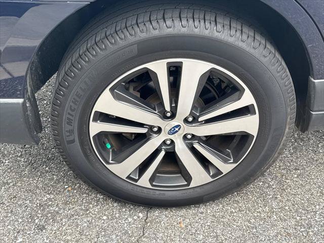 Used 2018 Subaru Outback 2.5i Limited AWD/4WD image 10