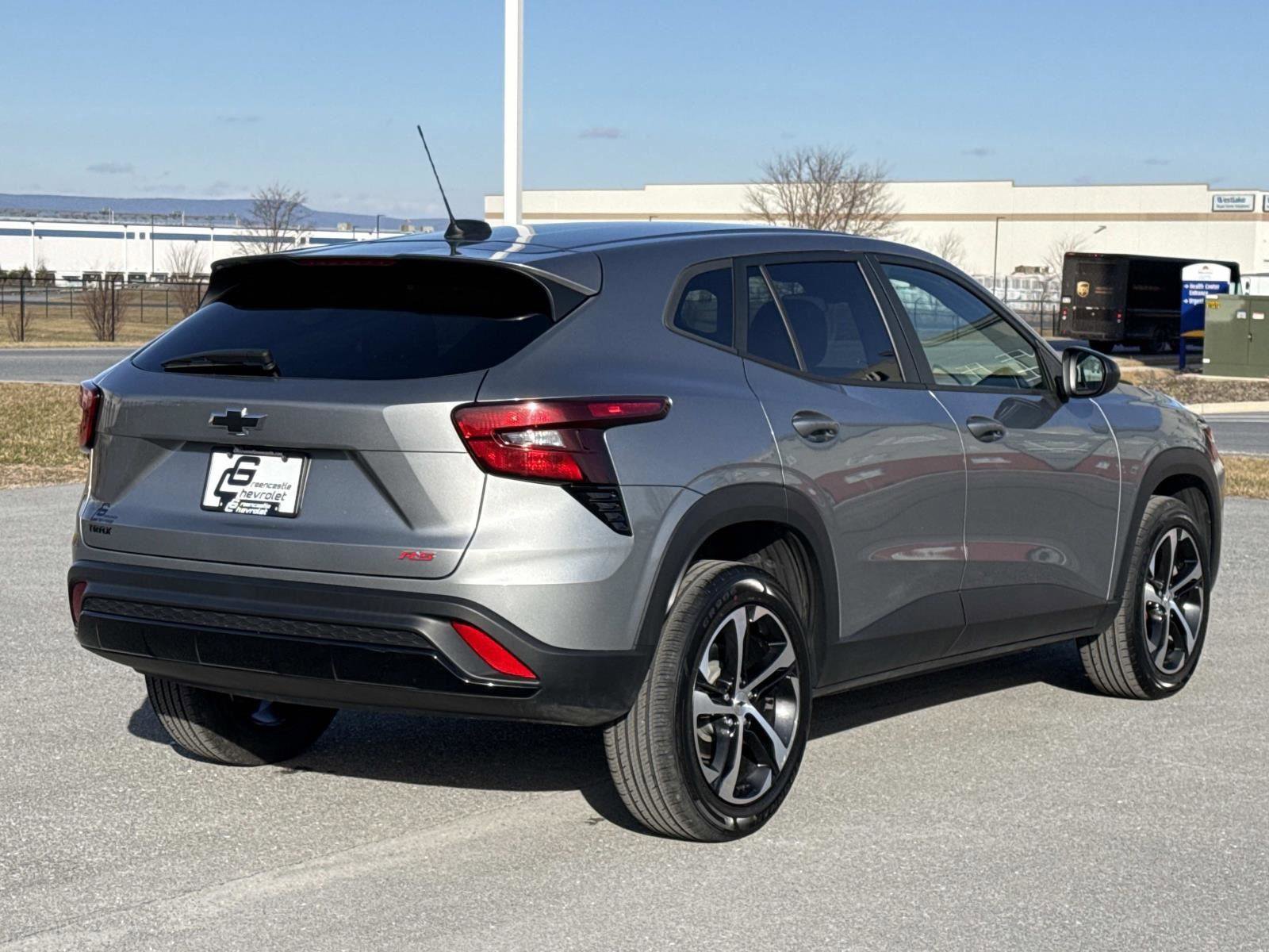 Used 2024 Chevrolet Trax RS w/ Driver Confidence Package FWD image 24