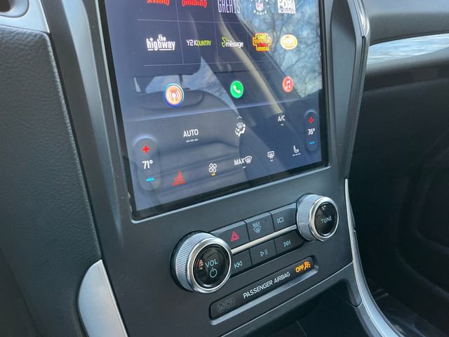 Used 2024 Ford Edge SEL image 23