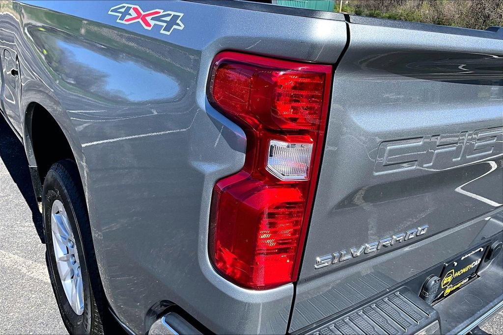 Used 2023 Chevrolet Silverado 1500 LT w/ Protection Package AWD/4WD image 24