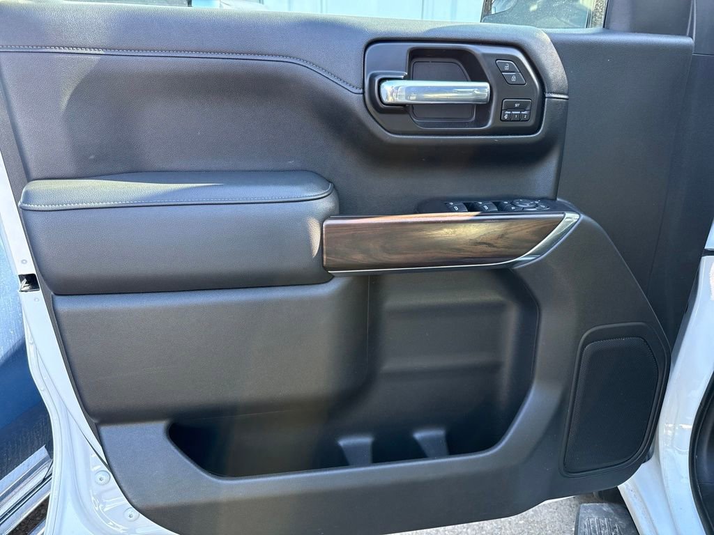 Used 2020 Chevrolet Silverado 1500 LTZ w/ Z71 Off-Road Package image 8