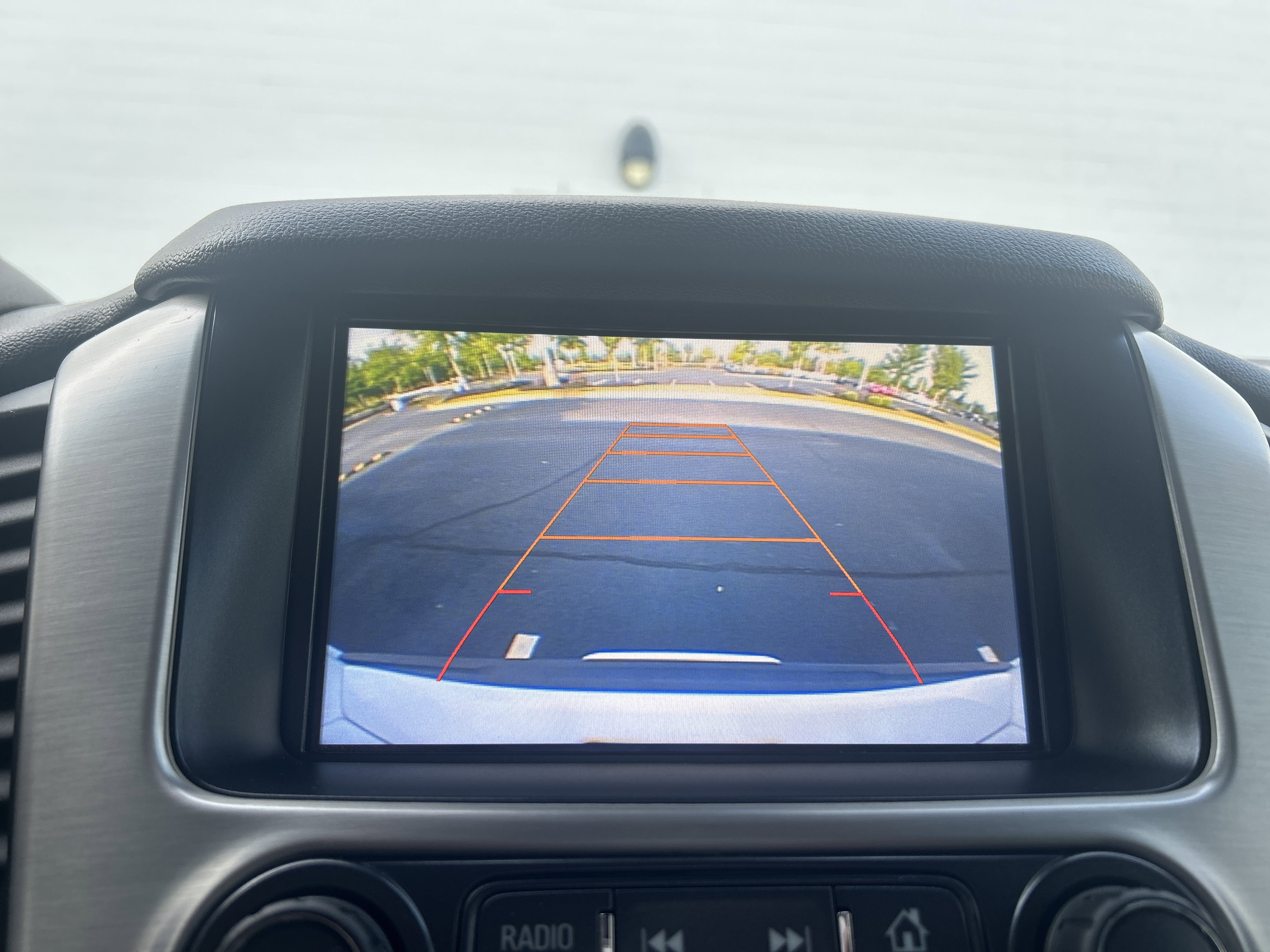 Used 2016 GMC Yukon SLT w/ Open Road Package AWD/4WD image 21