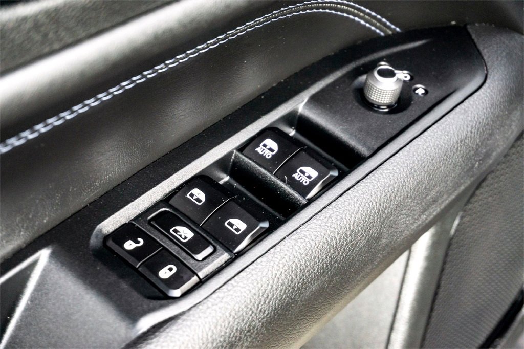 New 2025 Jeep Compass Latitude w/ Altitude Special Edition image 11