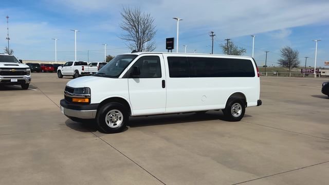 Certified 2025 Chevrolet Express 3500 LT w/ LT Preferred Equipment Group image 5