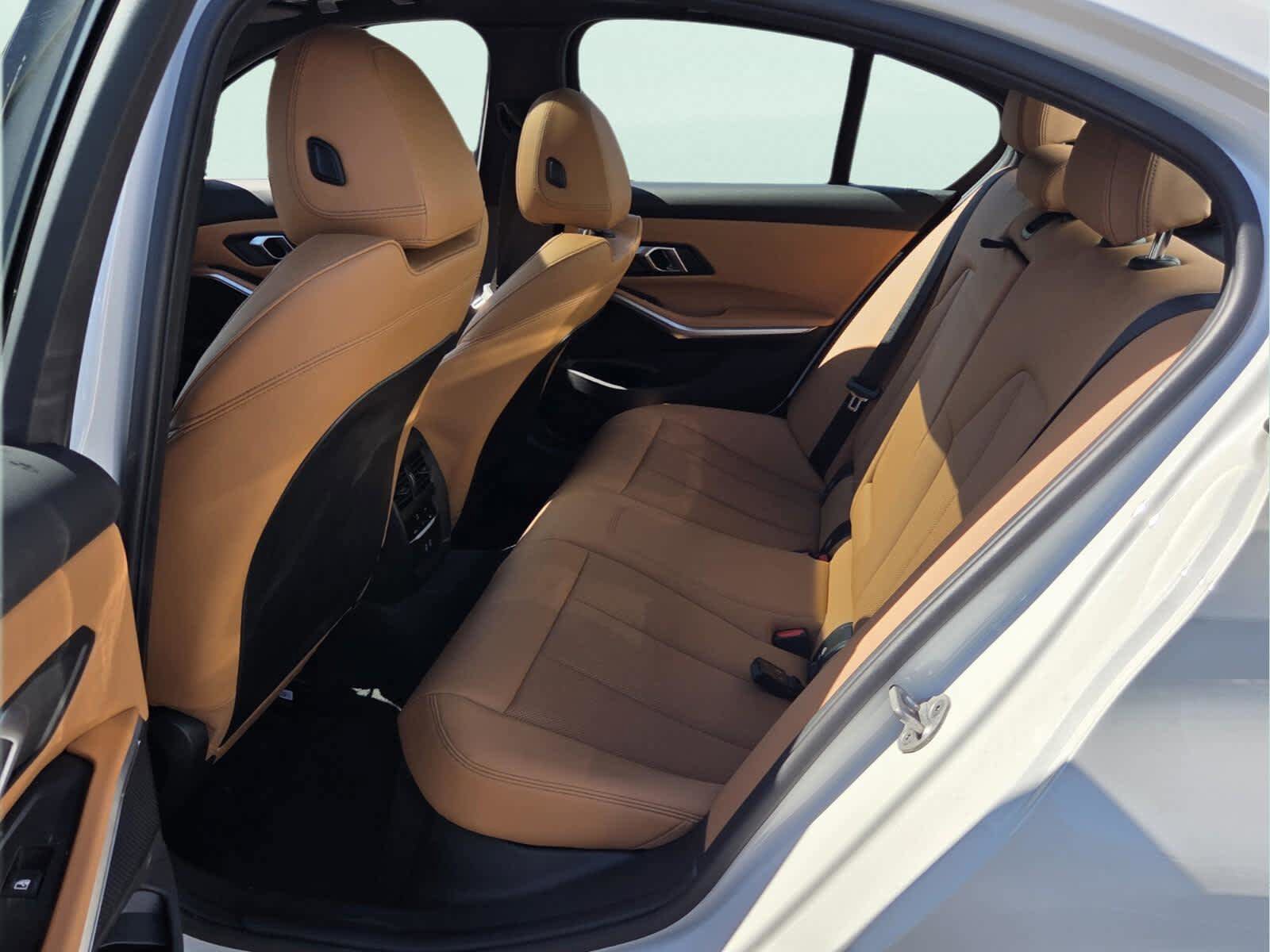 Certified 2025 BMW 330i xDrive Sedan AWD/4WD image 9