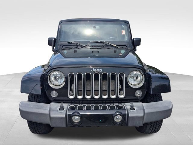 Used 2016 Jeep Wrangler Unlimited Sahara w/ Connectivity Group AWD/4WD image 2