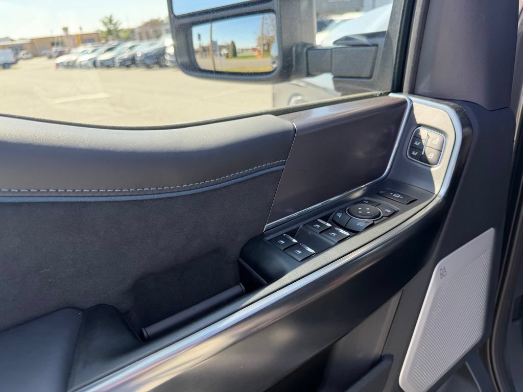 New 2026 Ford F350 Platinum AWD/4WD image 15