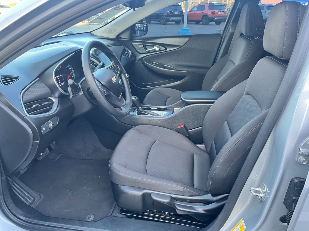 Used 2020 Chevrolet Malibu LS image 11