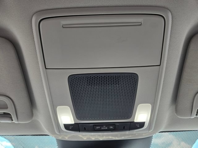 Used 2025 Honda Pilot EX-L image 26
