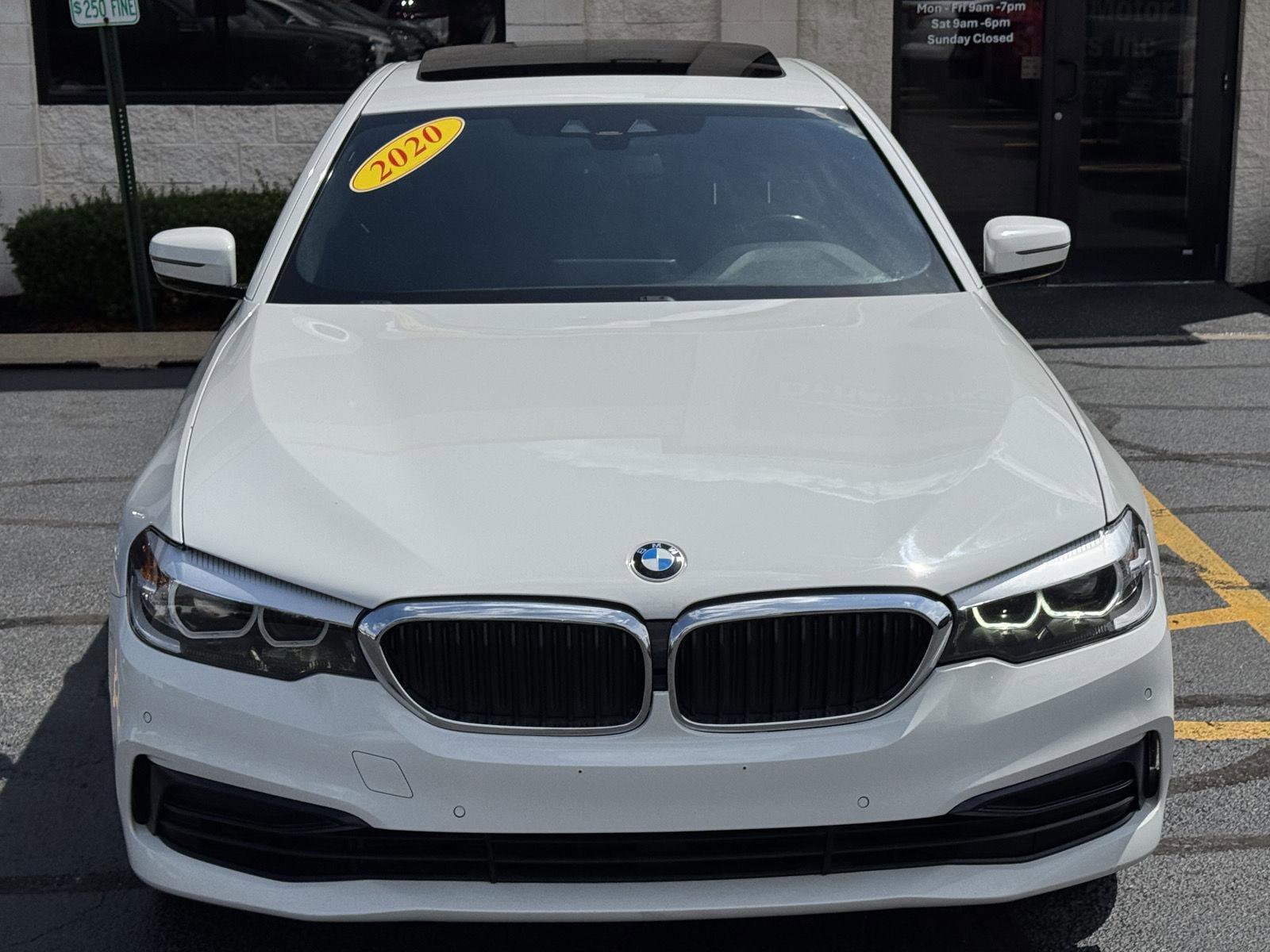 Used 2020 BMW 530i xDrive w/ Convenience Package AWD/4WD image 4