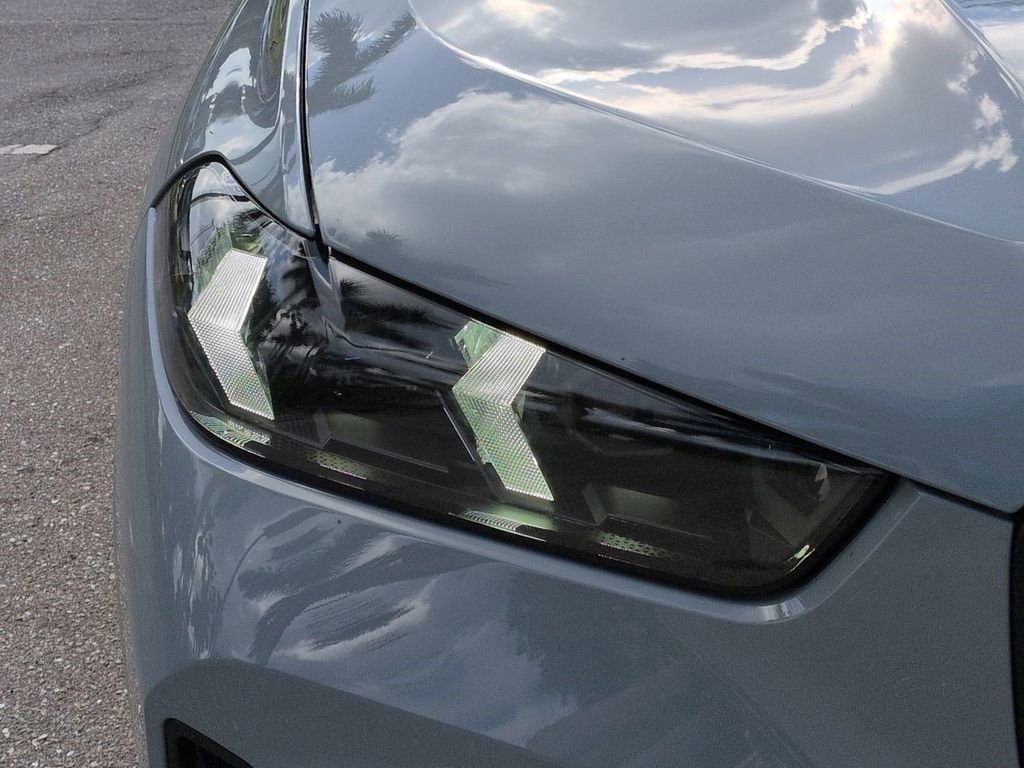 New 2026 BMW X5 xDrive40i w/ M Sport Package image 10