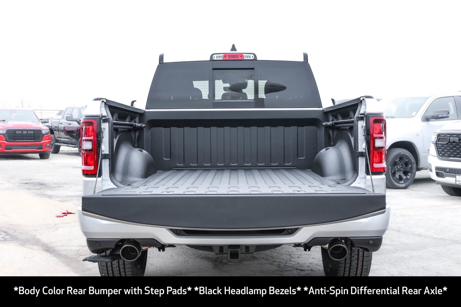 New 2026 RAM 1500 4x4 Crew Cab image 15