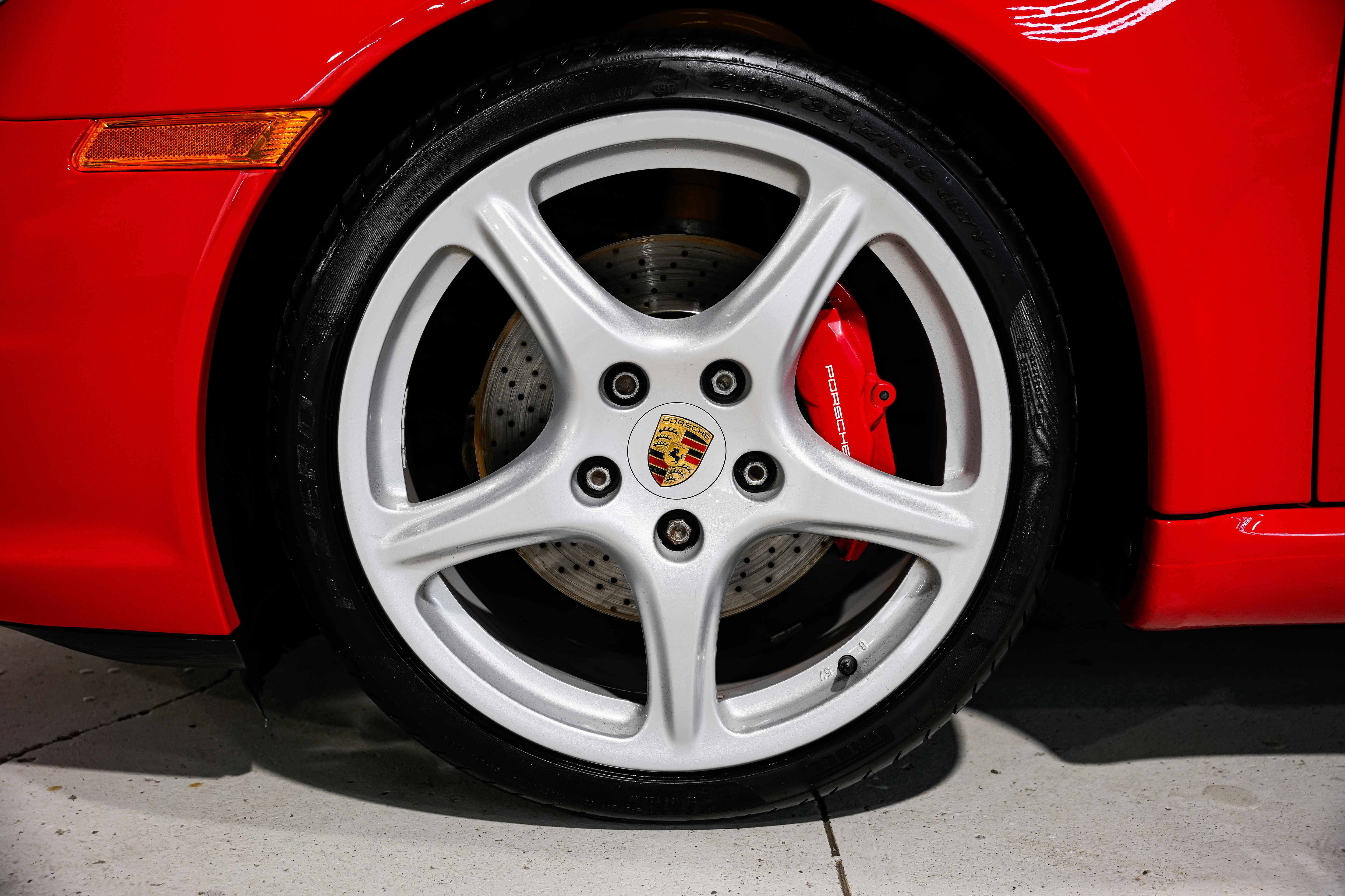 Used 2006 Porsche 911 Carrera S image 43