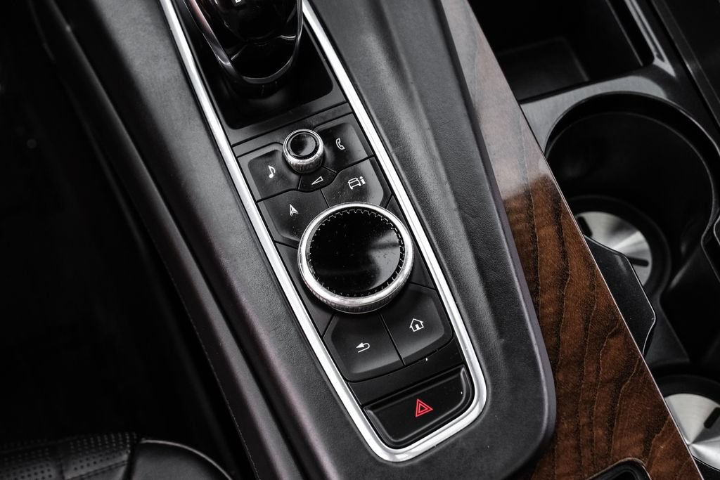 Used 2021 Cadillac Escalade Premium Luxury Platinum AWD/4WD image 28
