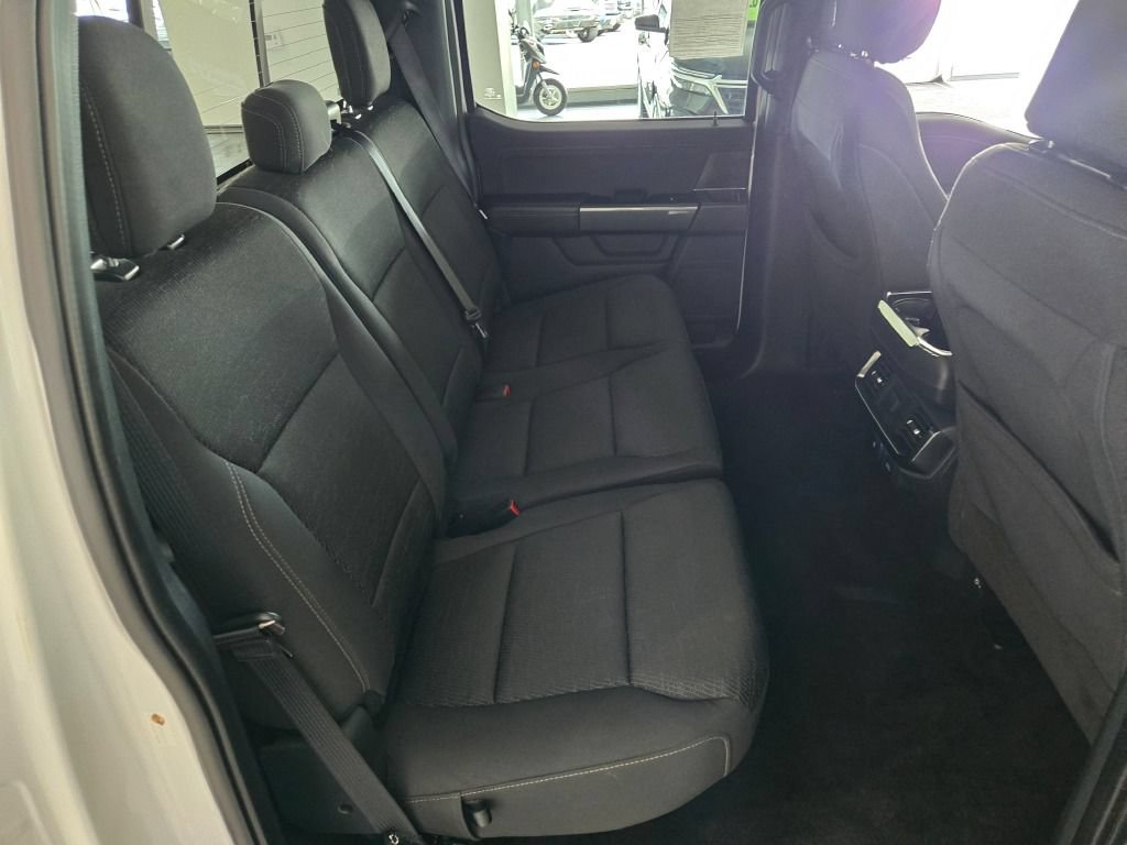 Used 2021 Ford F150 XLT w/ Equipment Group 302A High AWD/4WD image 9