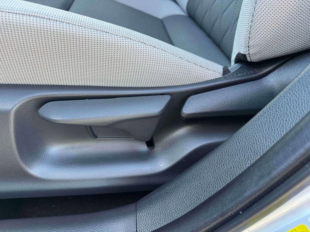 Used 2026 Toyota Corolla LE AWD/4WD image 14