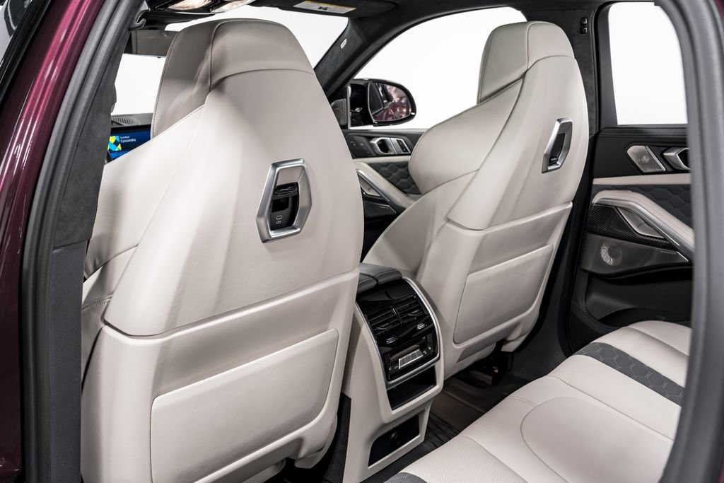 Used 2024 BMW X6 M Competition w/ Executive Package image 27