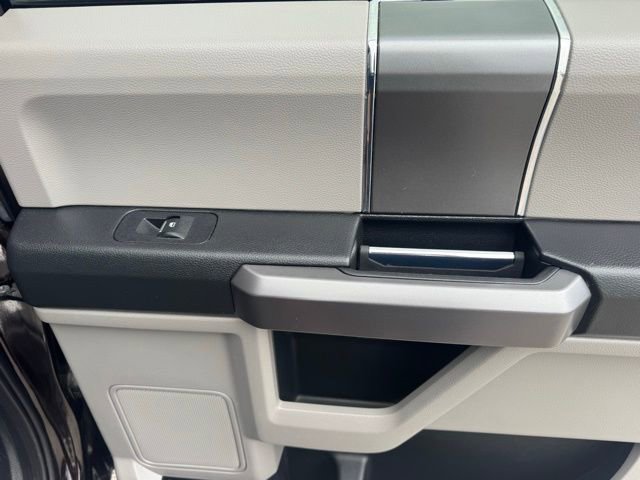 Used 2019 Ford F150 XLT w/ Equipment Group 302A Luxury AWD/4WD image 23