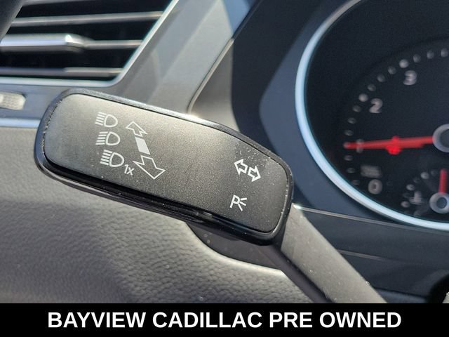 Used 2020 Volkswagen Tiguan SE FWD image 27