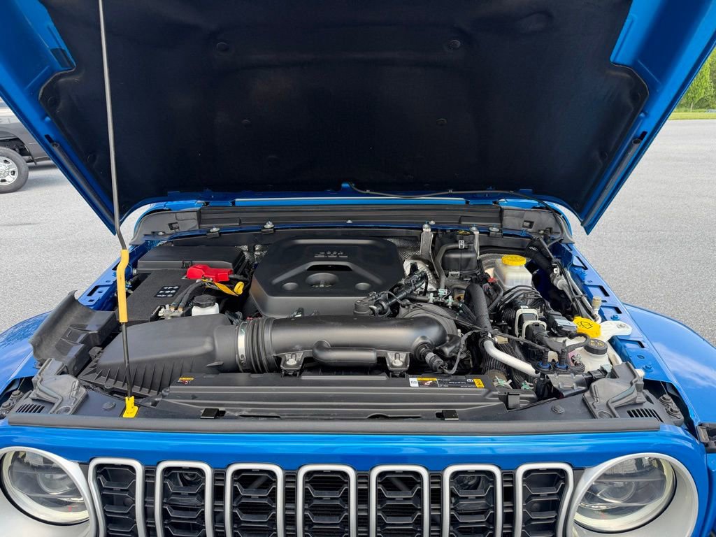 Certified 2024 Jeep Wrangler Unlimited Sahara AWD/4WD image 21