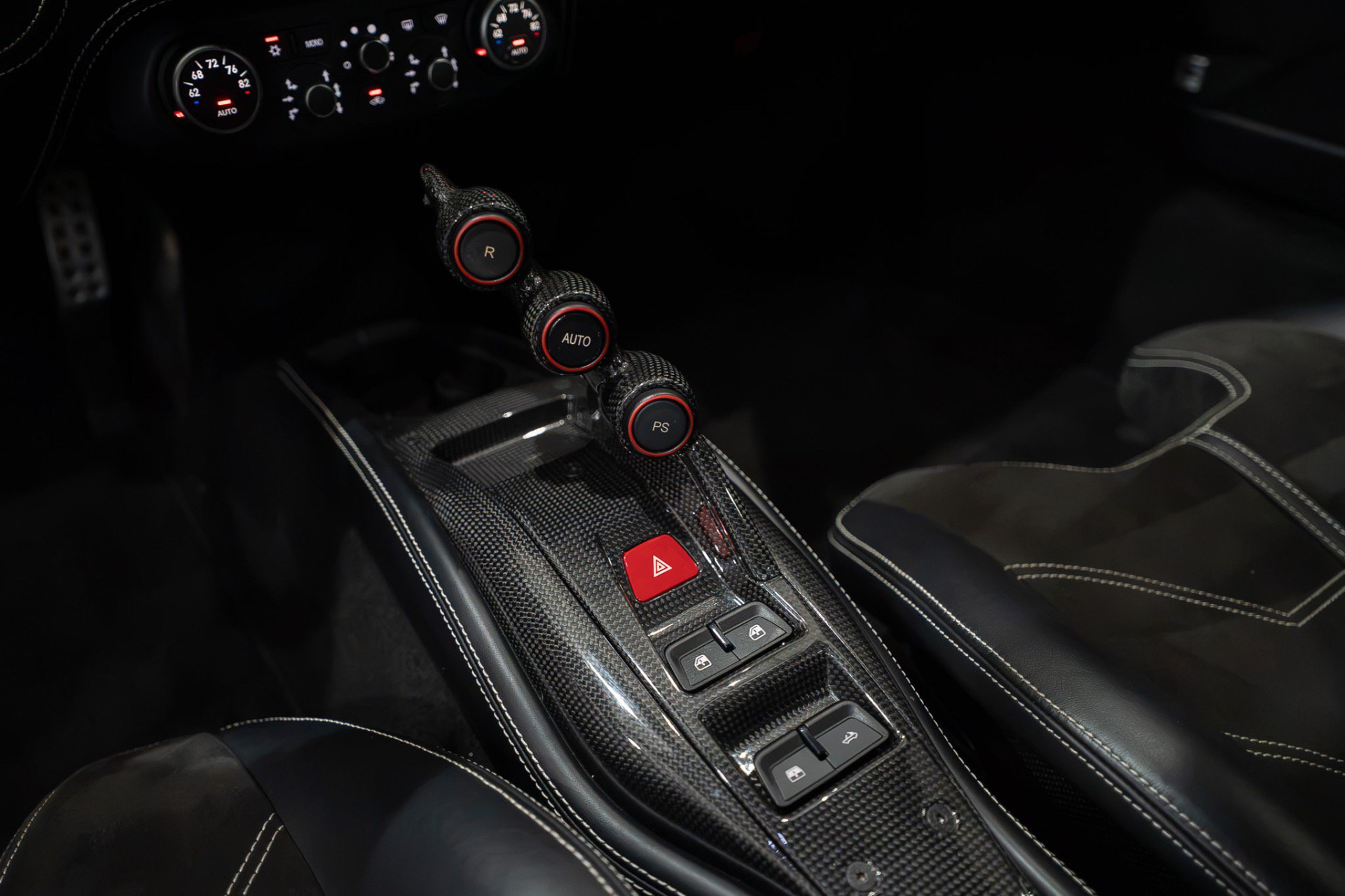 Used 2013 Ferrari 458 Spider RWD image 20