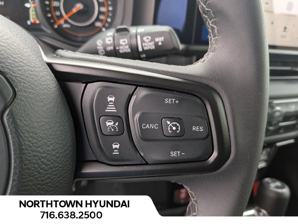 Used 2026 Jeep Wrangler Unlimited Rubicon AWD/4WD image 19