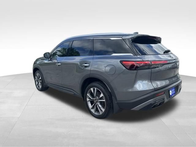 Used 2024 INFINITI QX60 Luxe w/ Vision Package FWD image 4