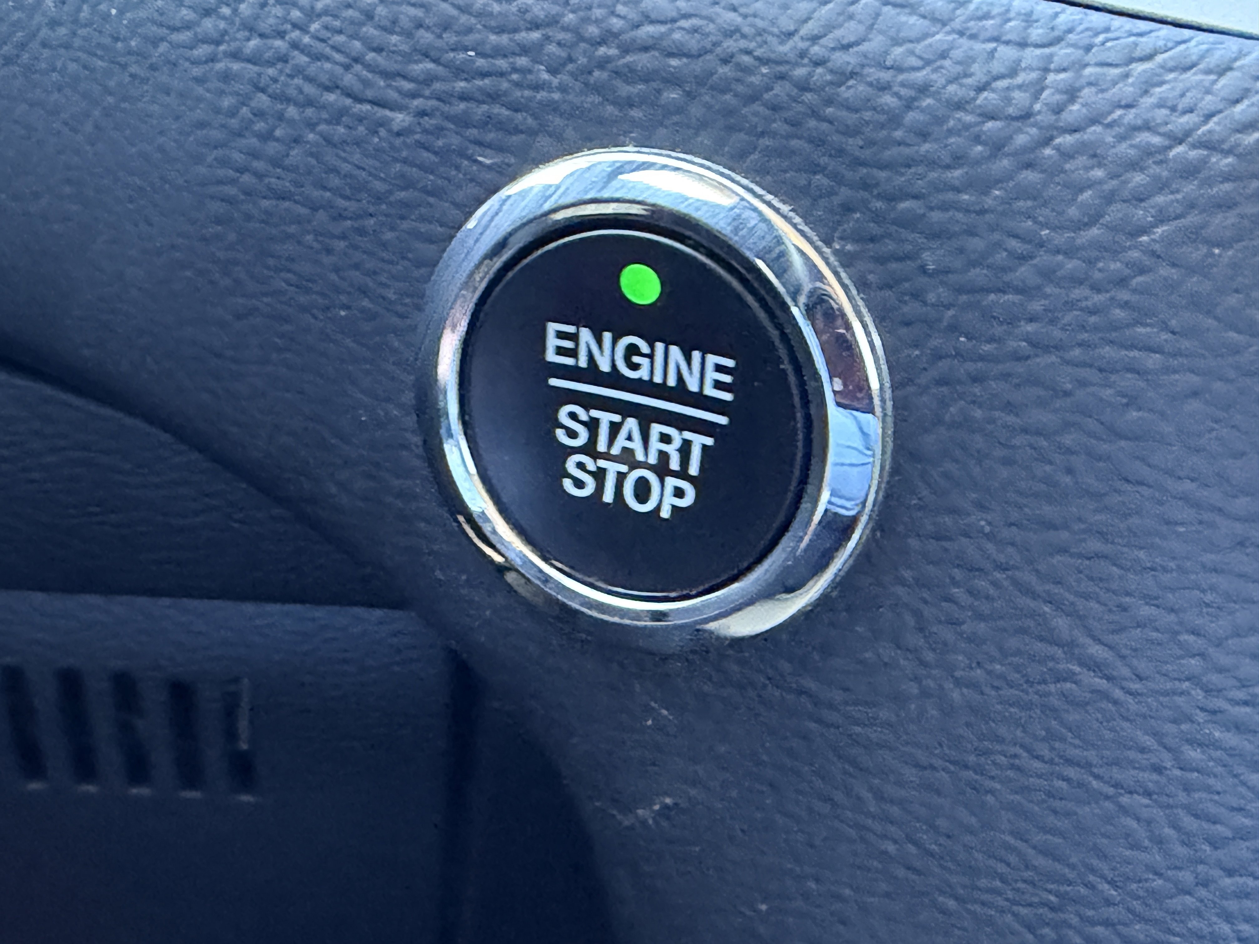 Used 2023 Ford Edge SEL image 23