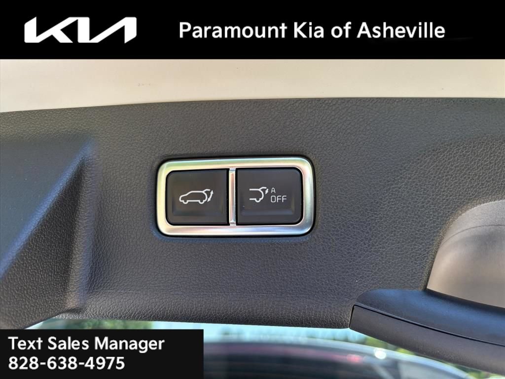 Certified 2025 Kia Sorento EX w/ Panoramic Sunroof Package AWD/4WD image 28
