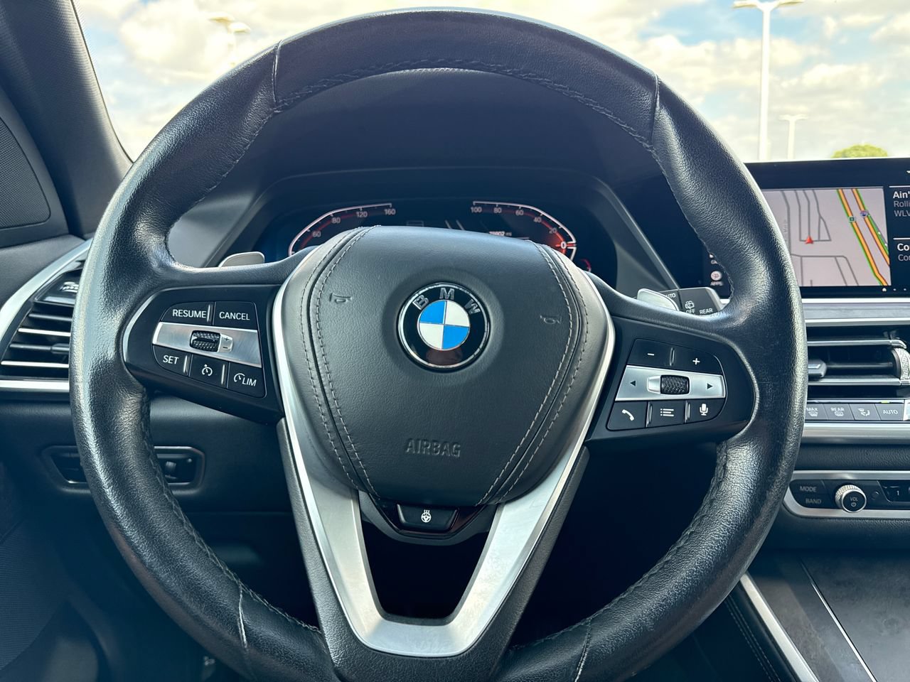 Used 2023 BMW X5 xDrive40i w/ Premium Package AWD/4WD image 19