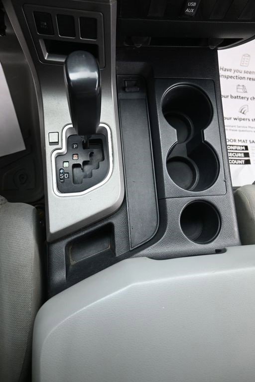 Used 2011 Toyota Tundra 4x4 CrewMax image 22