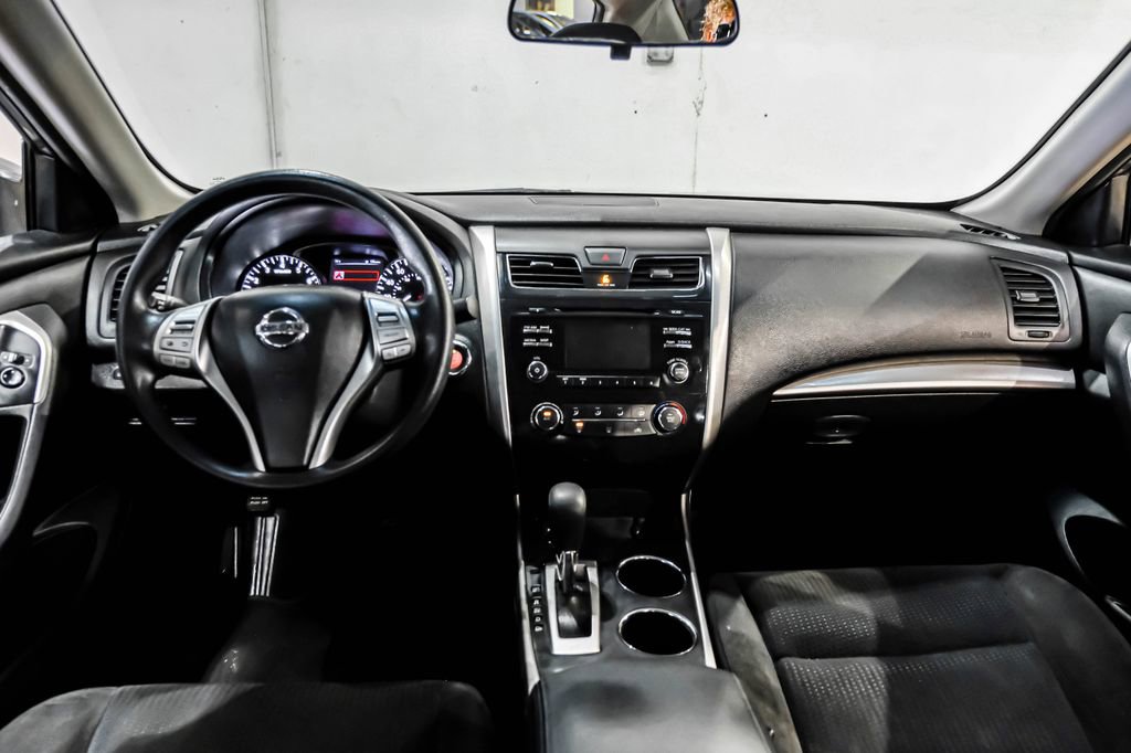 Used 2015 Nissan Altima 2.5 S w/ Special Edition Package FWD image 15