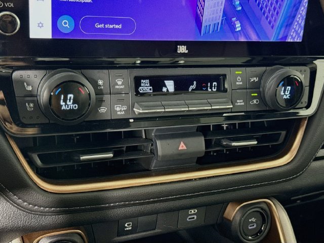 Certified 2025 Toyota Grand Highlander AWD Hybrid image 17