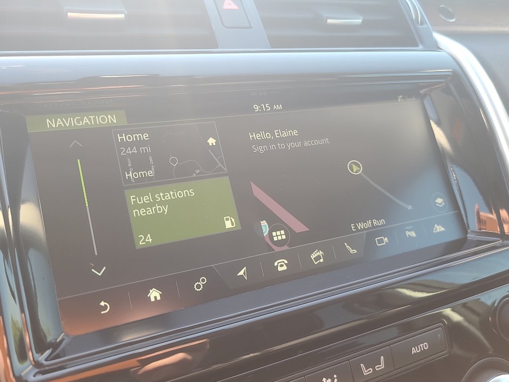 Used 2018 Land Rover Discovery HSE AWD/4WD image 25
