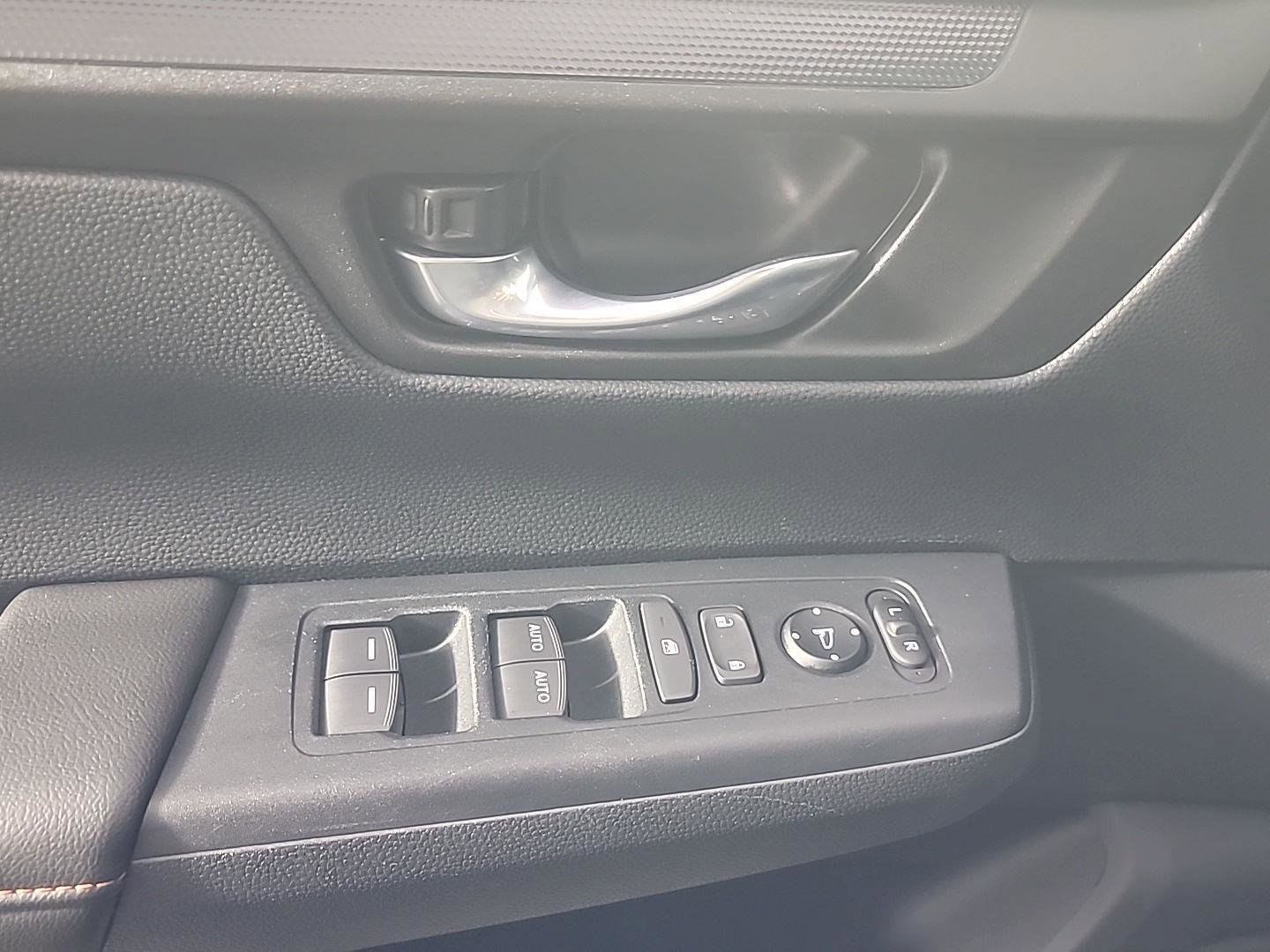 Certified 2025 Honda CR-V Sport image 25