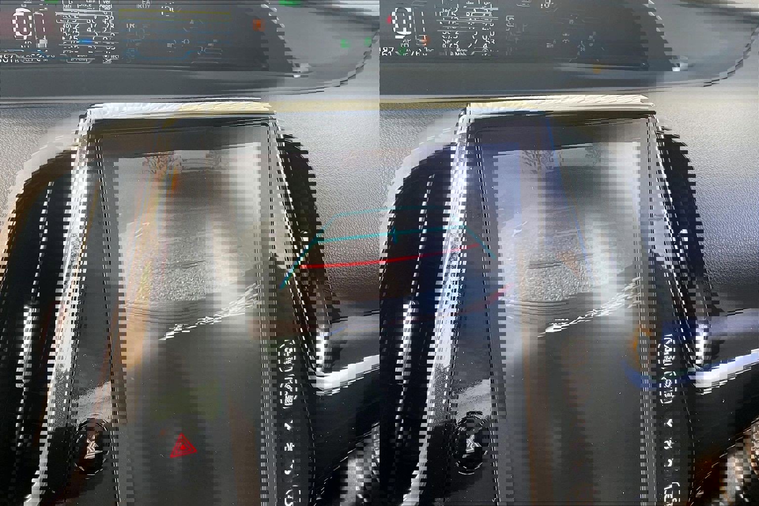 Used 2019 Toyota Prius Prime Premium image 26