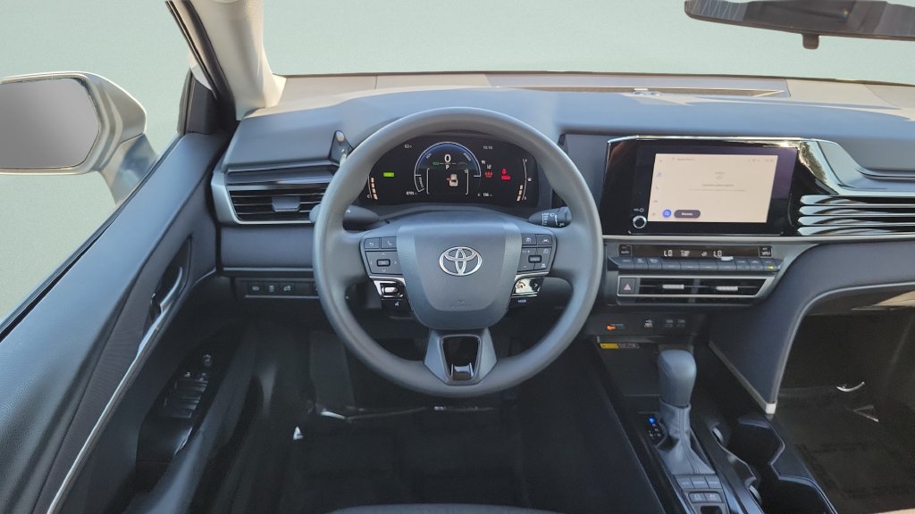 Used 2026 Toyota Camry LE FWD image 11