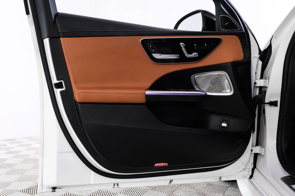 Used 2022 Mercedes-Benz C 300 Sedan image 42