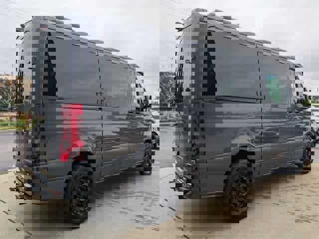 Used 2021 Mercedes-Benz Sprinter 2500 image 8