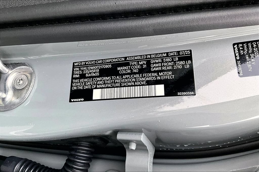 New 2026 Volvo V60 B5 Cross Country Plus w/ Protection Package Premier AWD/4WD image 8